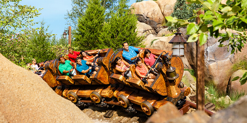 Magic Kingdom - Atracción Big Thunder Mountain Railroad