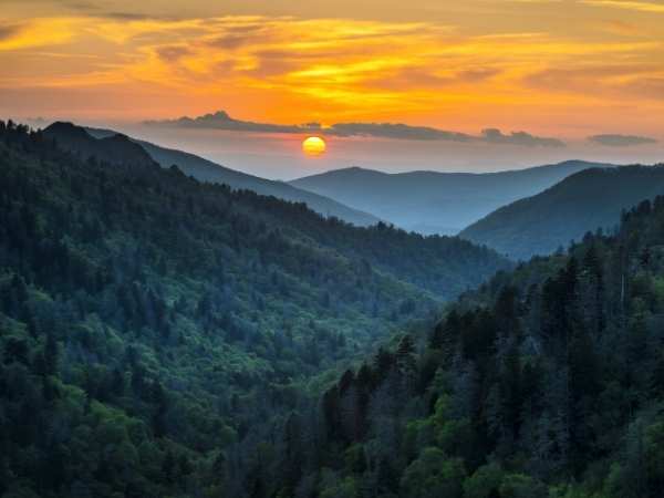 things to do in Gatlinburg for couples - Great Smoky Mountains National Park