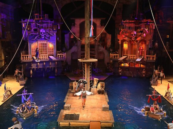 Pirates Voyage Dinner & Show | Things to Do in Pigeon Forge with Kids