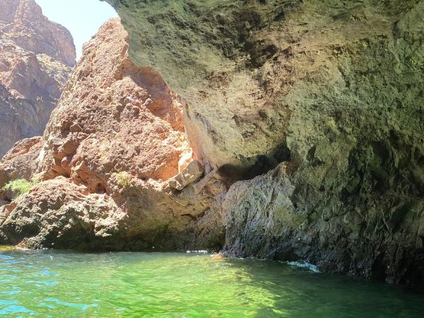 Emerald Cave | Things to Do in Las Vegas for Couples