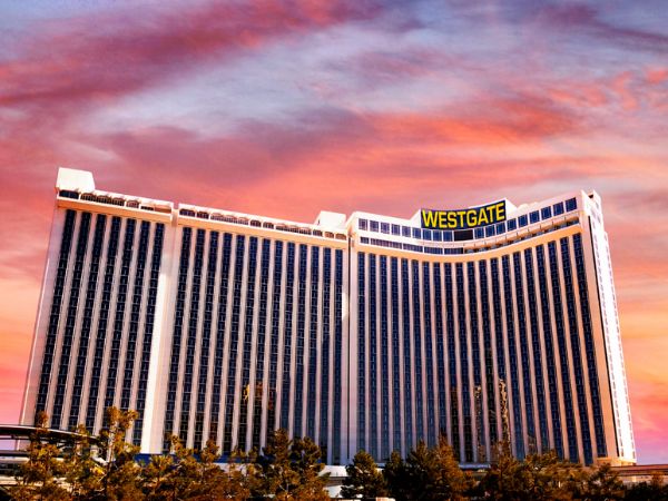 Westgate Las Vegas Resort & Casino |Things to Do in Las Vegas for Couples